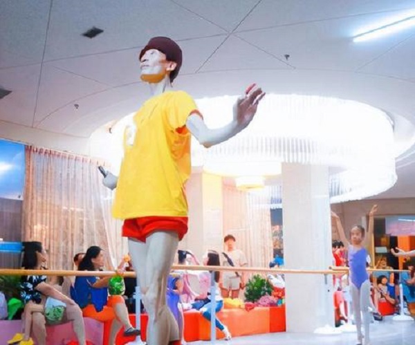 杨丽萍关门弟子郭冷：除了跳舞什么都不会做，年入百万却无人敢嫁