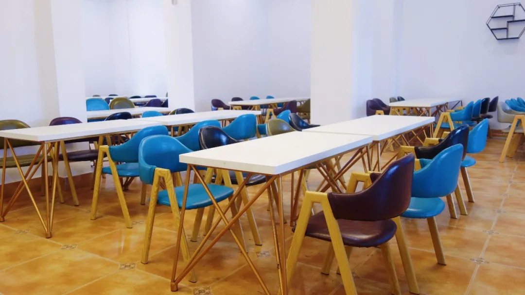 补填志愿:广州华立科技职业学院49个热门专业任选,还可以专本连读