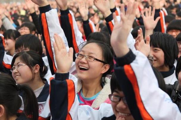 2021高考各省“难度排行榜”出炉，不同省份难度不同，江苏被反超