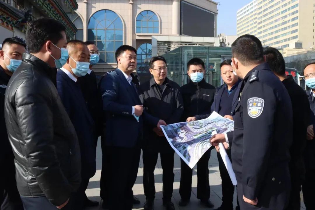 何东同志调研督导临夏市道路交通安全管理工作