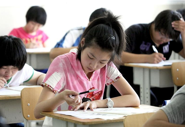 2021中考，学生成绩如果高于这个分数线，普高基本稳了