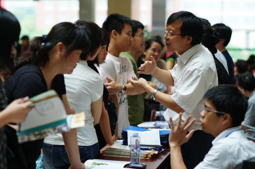 2021软科财经类大学排名，上海财经遥遥领先，东财仅排第六