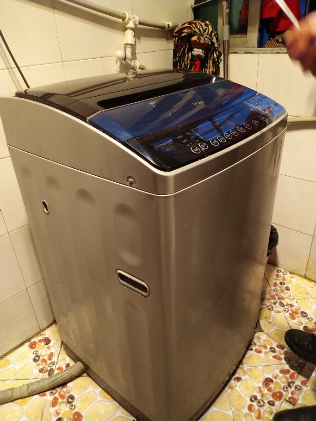 海尔全自动波轮洗衣机,洗涤排水正常,脱水不转,故障出在哪里?