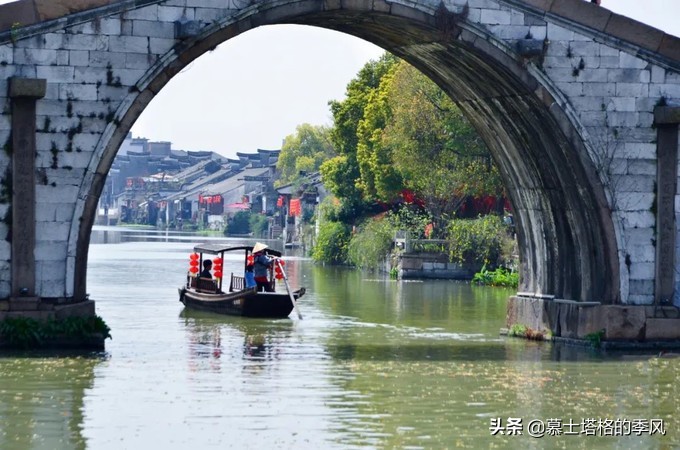 中国8个真正的古镇，适合旅居度假小住几日，有你喜欢的吗？