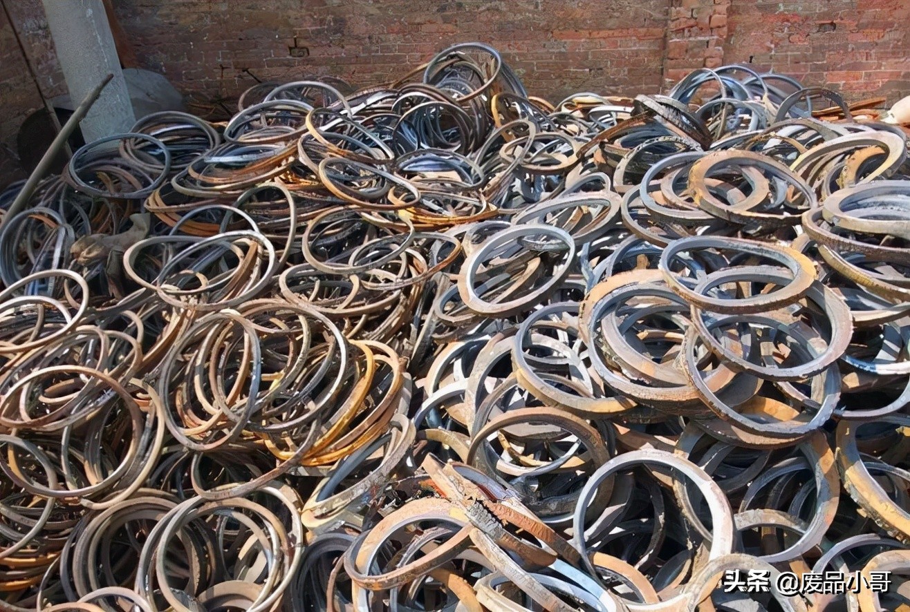 2021年11月19日废钢回收价格厂家报价调整信息下调20-100元