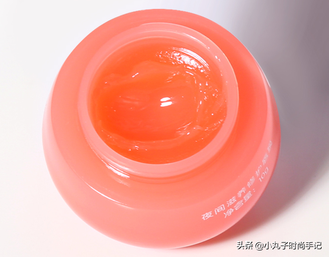 一到秋冬嘴巴干裂太疼痛？3个技巧教你滋润嘴巴，轻松拥有嘟嘟唇