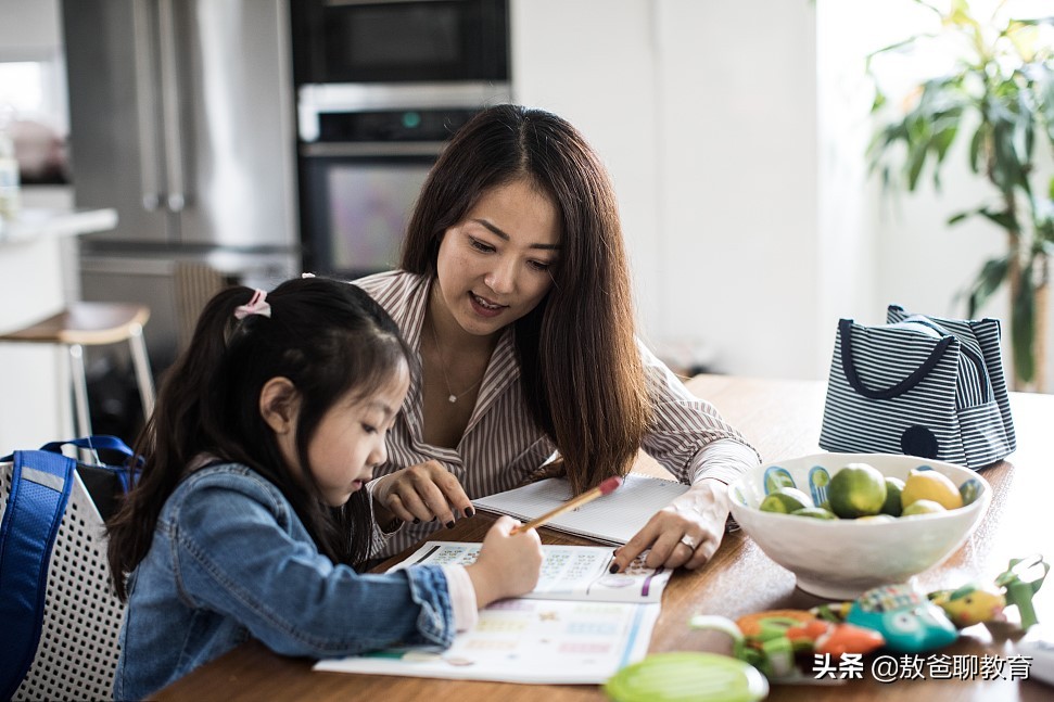 孩子不想学该不该逼他学？3个策略解开这道难题，让孩子不再厌学