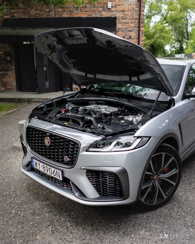 试驾全新捷豹F-Pace SVR高性能版：为何不直接换路虎揽胜？