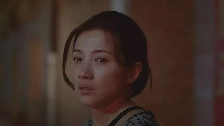 請(qǐng)問:誰有資格跟中年女人比慘?