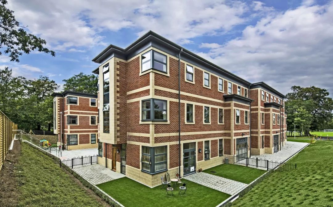 伦敦丨皇家罗素学校