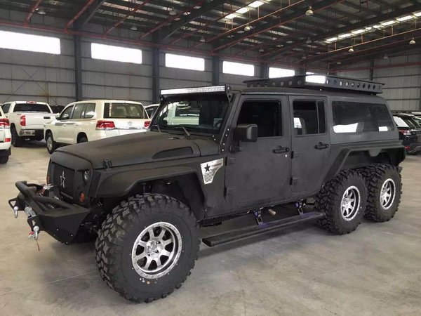 越野战车——乔治巴顿•勇士战斧 6x6 配置性能解析