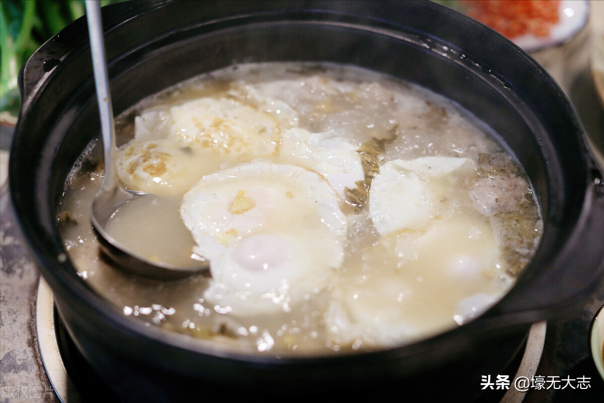 广东民间美食：臭屁醋，气味如同臭屁的醋，奇臭的背后是美味