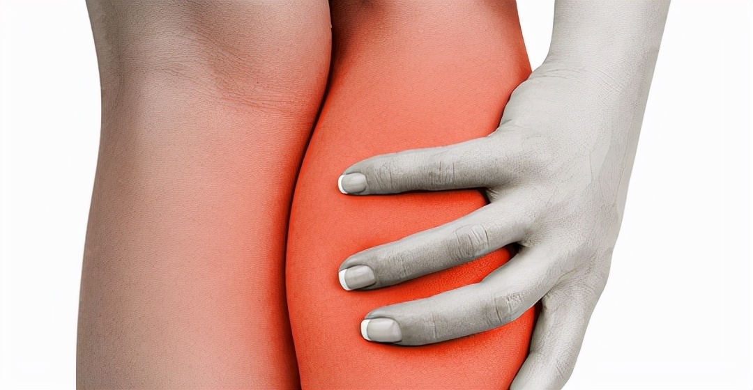 一旦小腿发生5种改变，十有八九是血栓形成，最好去检查一下