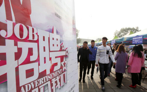 “高考状元”刘琦：654分考入北航，毕业后啃老9年，如今怎样了？