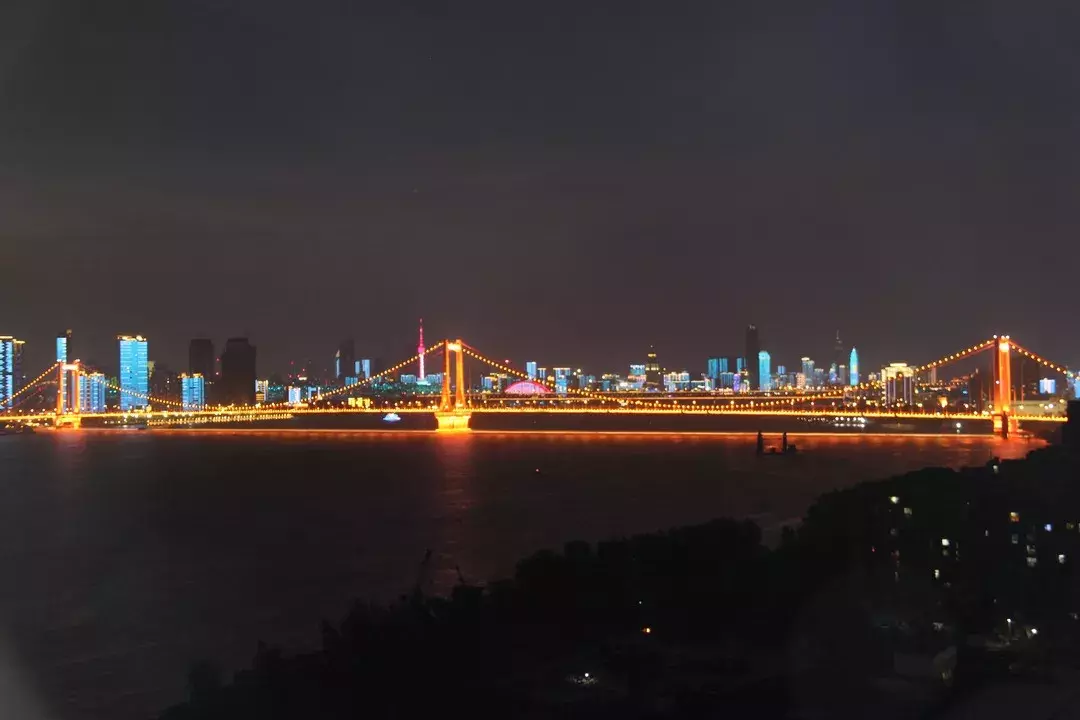热辣辣的武汉动车之旅