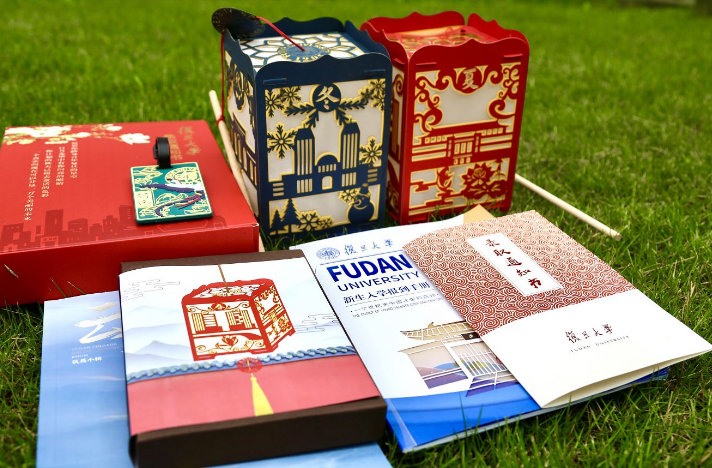 上海考生想要在本地上大学，读复旦、上交、同济，考多少分有希望