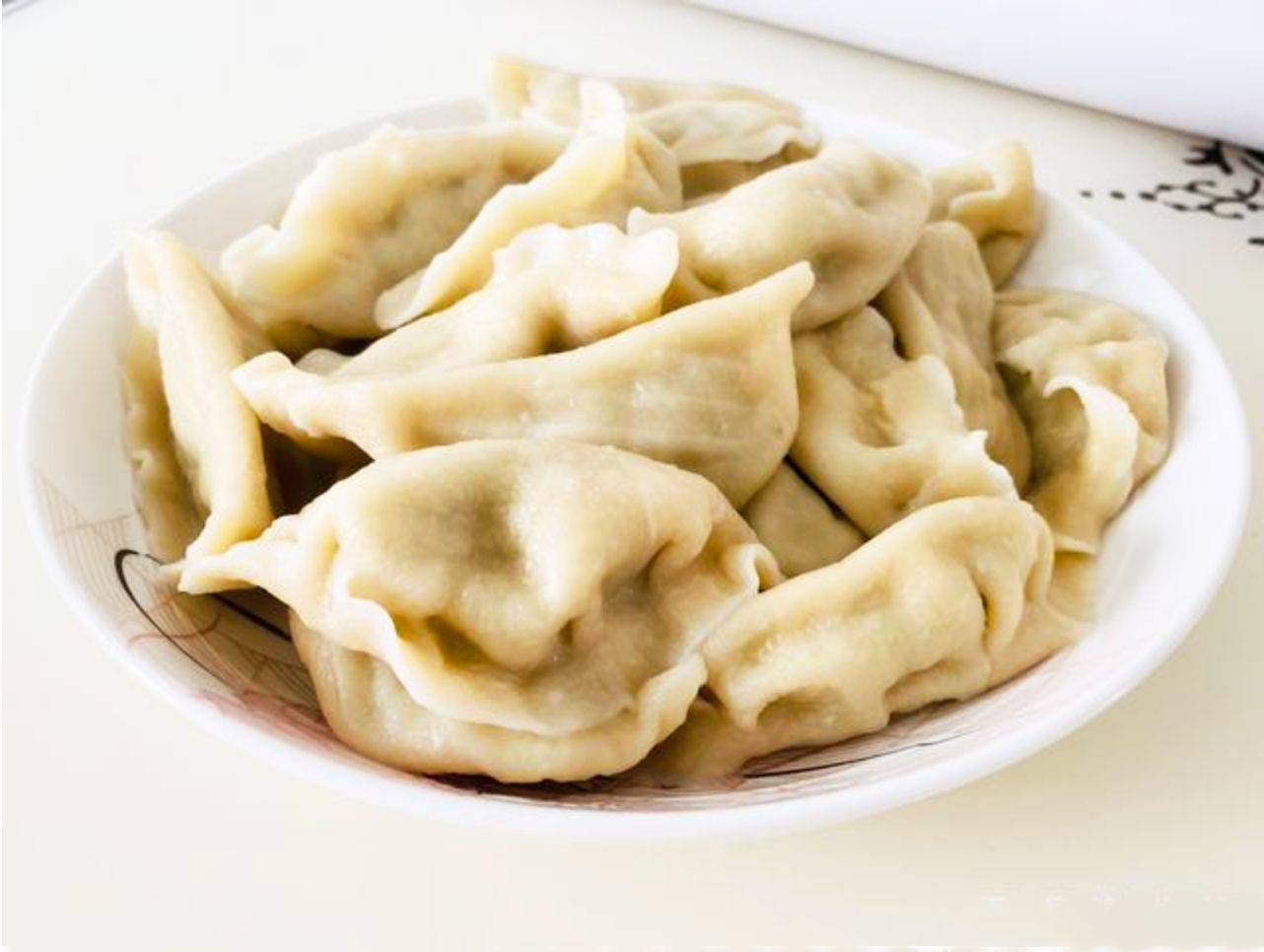 蒸饺、水饺、油饼、馅儿饼的面都咋和？一文读懂，做面食不再迷路