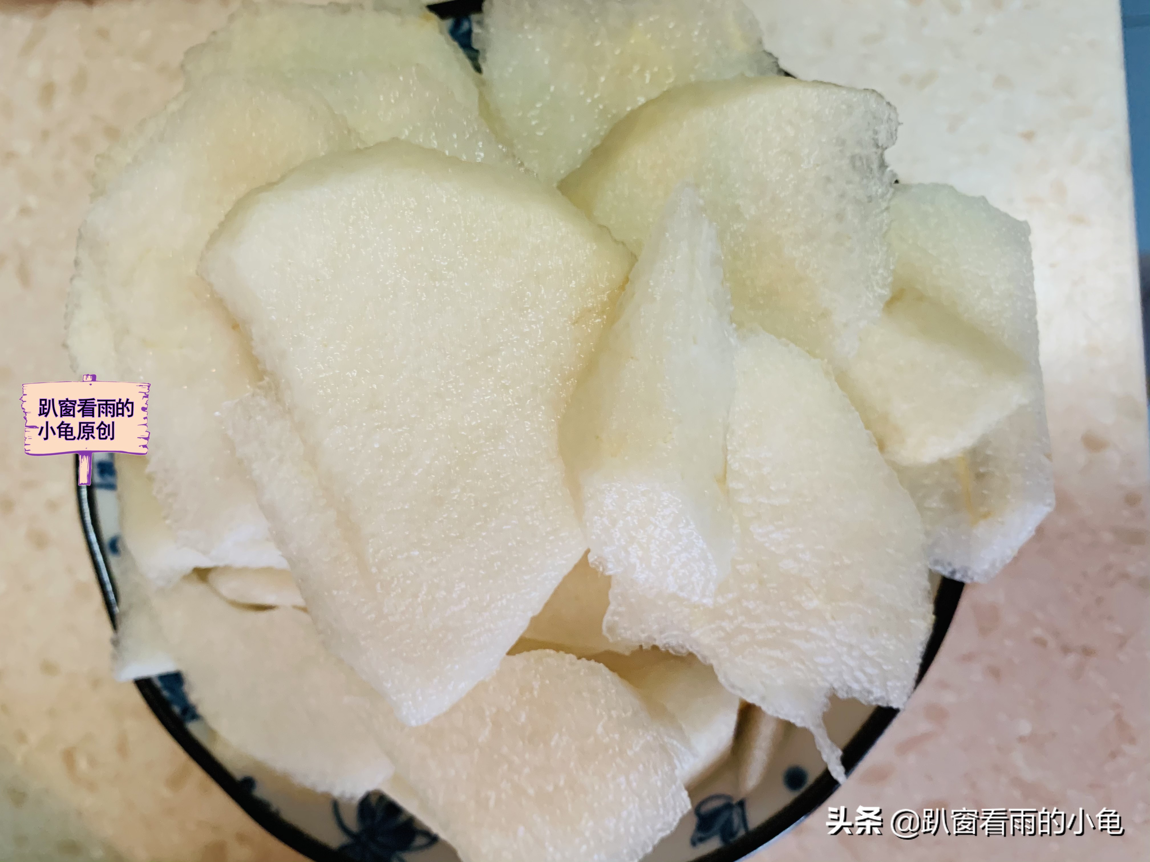 年夜饭饮品喝什么？这个梨汤做法简单，解渴解腻，滋润祛燥，好喝