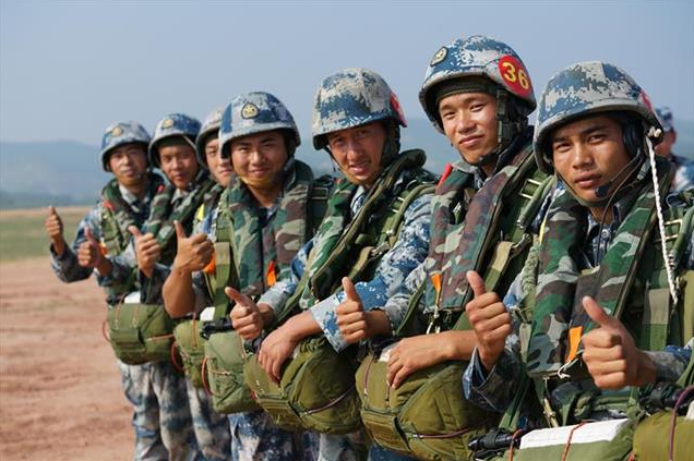 专科生从军入伍，到底算不算“大学生士兵”？8个好处本科也羡慕