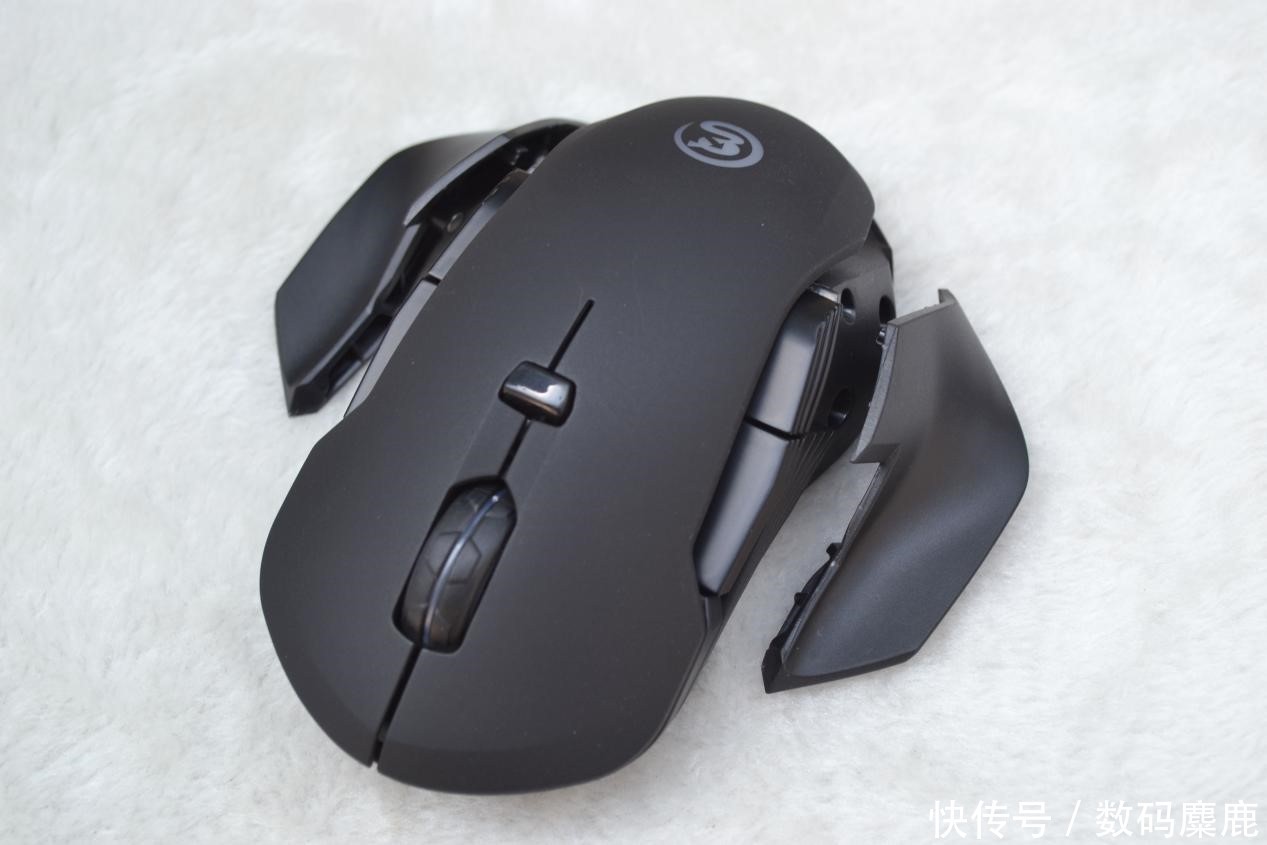 鸡你太美——GameSir盖世小鸡GM300无线游戏鼠标