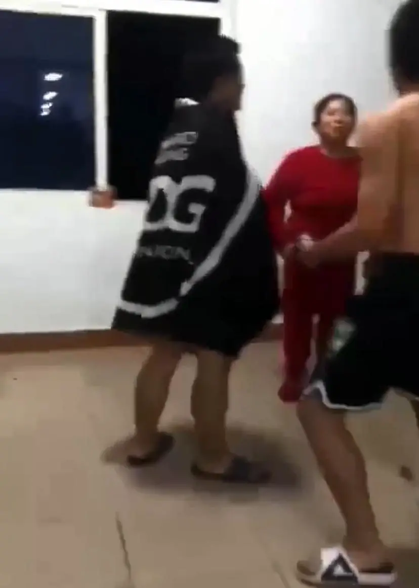 “edg夺冠后,男朋友发了我的裸照”