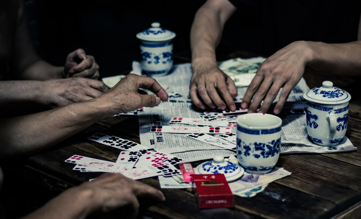 赌博拘留不止15天，涉嫌赌博罪的最高坐牢3年！