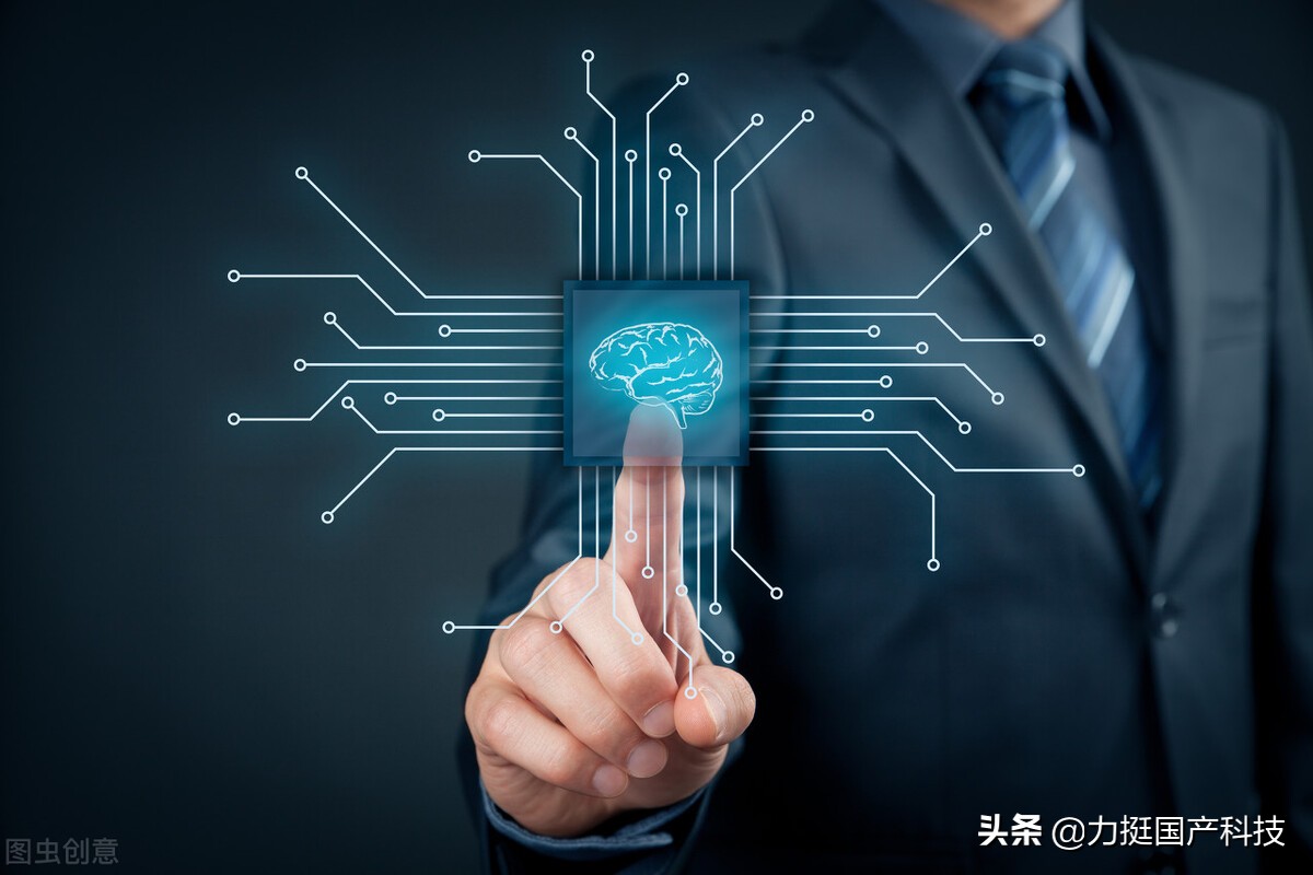 高考志愿填报智能系统——服务全靠“机器人”