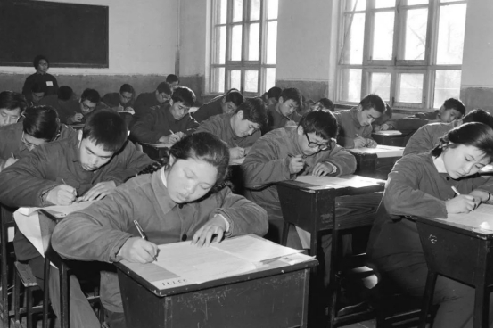 1978年高考数学有多难？初中生表示“小菜一碟”，真这么简单？