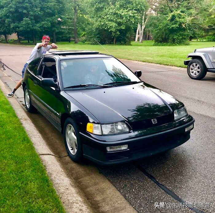 50辆在90年代被认为最好的汽车，你认识多少？
