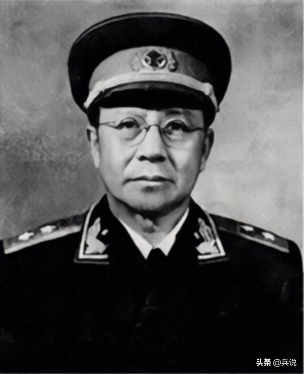 红军卫生部长本应授中将，因两个问题被点名，3年后才补授军衔