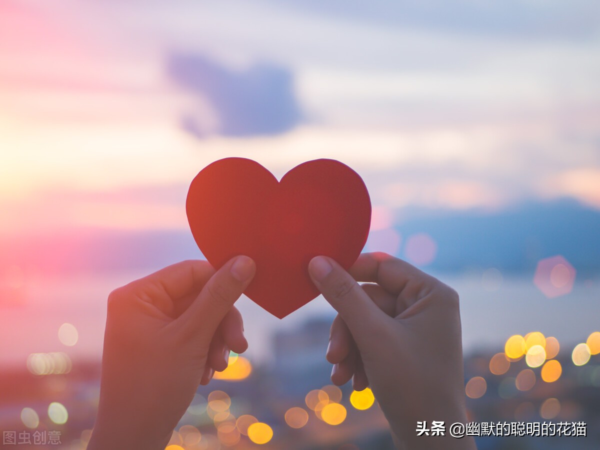 十年光阴弹指一挥间，岁月如流水般悄然逝去，回首往昔感慨万千。