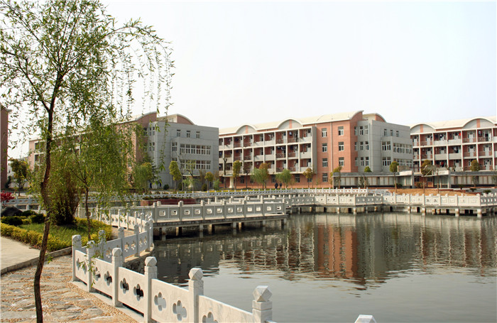 安庆成绩斐然五所高中，一本上线率相当高，值得中考生和家长关注