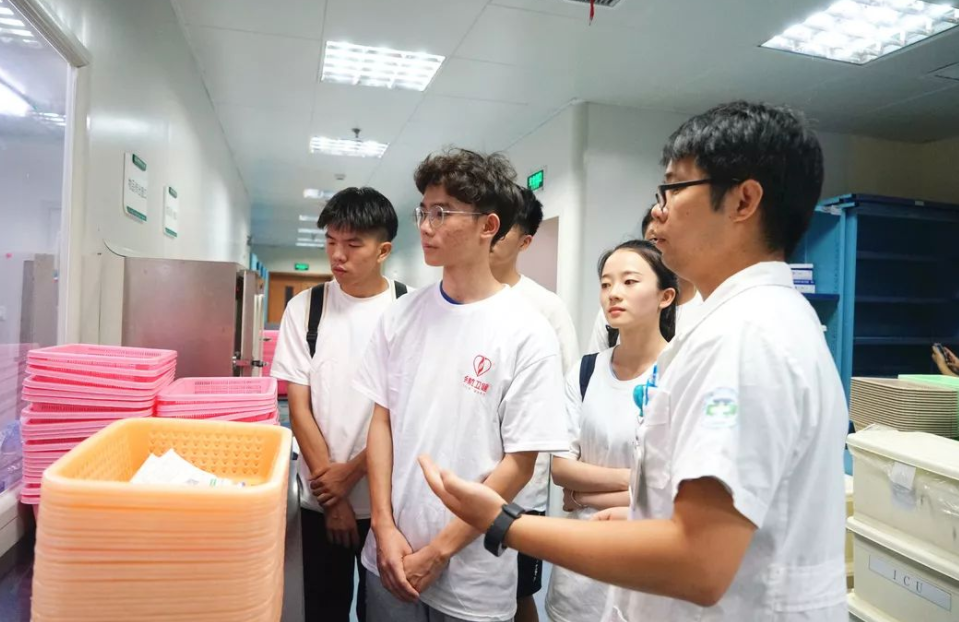 辽宁这所大学只是“普本”，但录取分数不低，毕业生就业前景优越