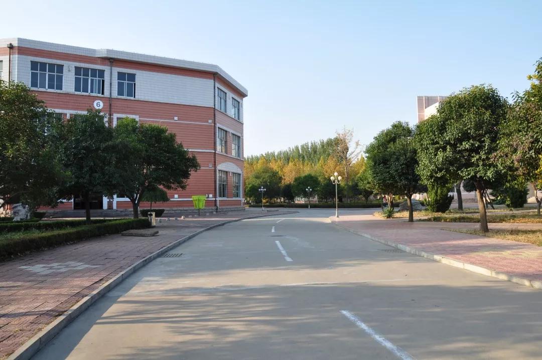 临朐县实验中学︱谭志芹：在最美的时光遇到最好的自己