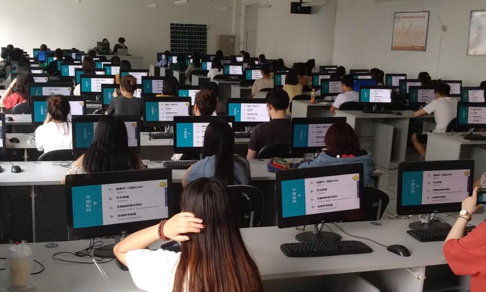 高考只有450分也“别慌”，选择对的专业，未来将一片光明