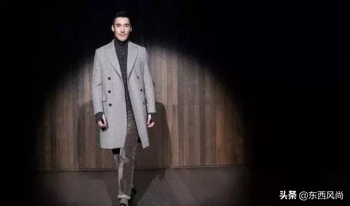 48岁依然自律有型，9次以“伦敦男装周首位全球代言人”身份受邀