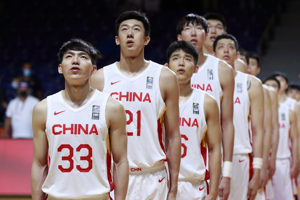 nba里中国的蓝球队有哪些(中国男篮现役12名国手中，仅周琦有过效力多支球队的经历)