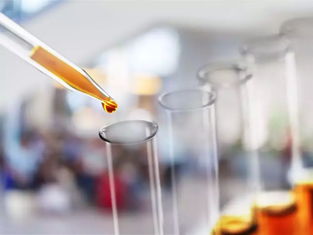 中国博士留学生对同胞室友频频下毒！被判7年，遣返回国！