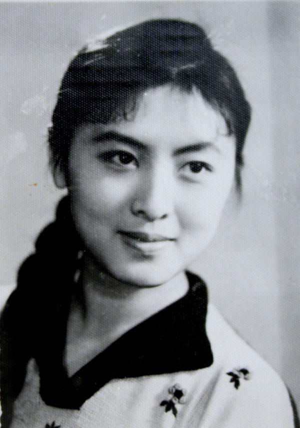 永远的阿诗玛杨丽坤:一生只拍两部电影,却半生都在精神病院度过