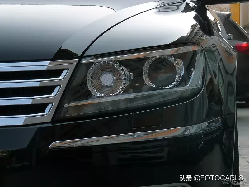 4座版大众辉腾6.0L W12实拍,售价241.2万,不是迈巴赫请绕路