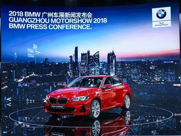 思域价格买宝马?帕萨特降价10万?这些车正是抄底好时候!