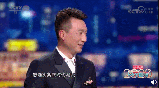 央视小年春晚来袭，央视主持人在观众面前露一手时，让人大呼惊艳