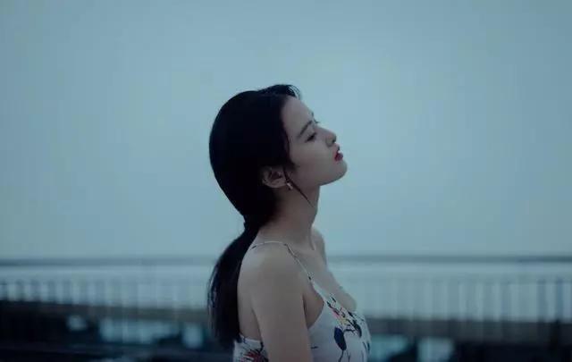 朋友圈，点赞见人品