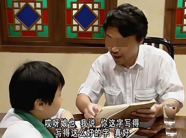 小学生画《我的妈妈》，虽充满爱意却让人想吐槽，老师：胆量真大