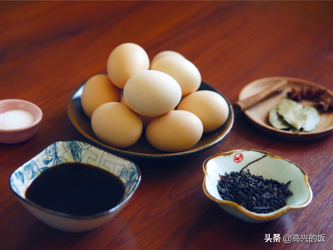 煮茶叶蛋，别直接放酱油！早餐店10年配方教给你，吃一次就忘不了