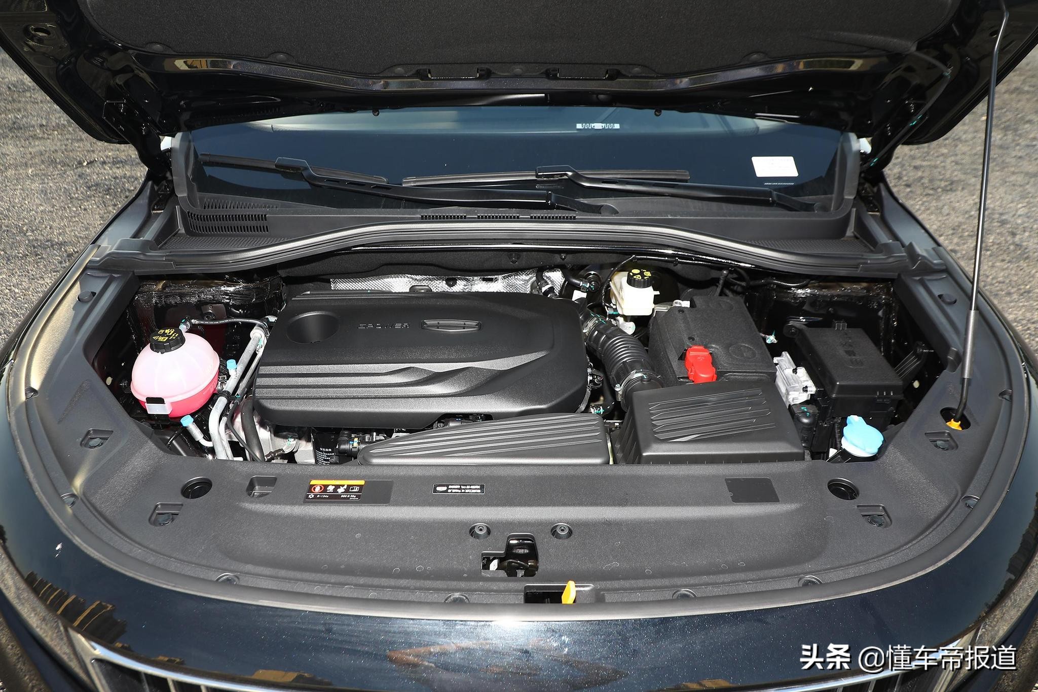 新车 | 售10.36-13.96万元/推4款车型 吉利新豪越开启预售