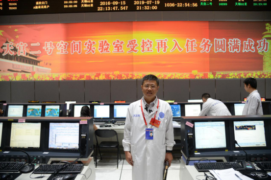 它是中国第一所现代大学，走出“两弹一星”功臣，培养84位杰出政界校友！