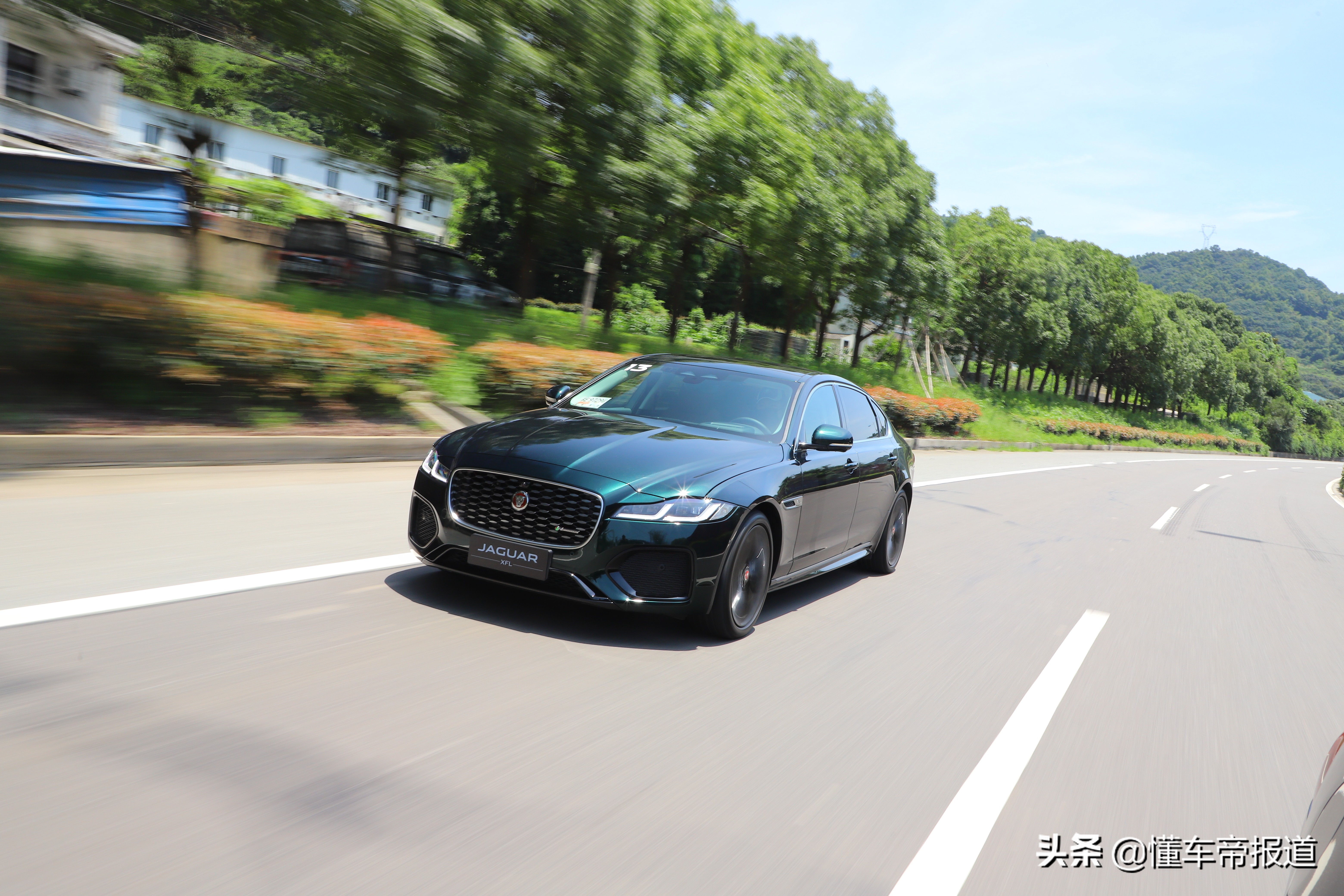 新车|早若如此,何愁拼不过bba?试驾新款捷豹xfl
