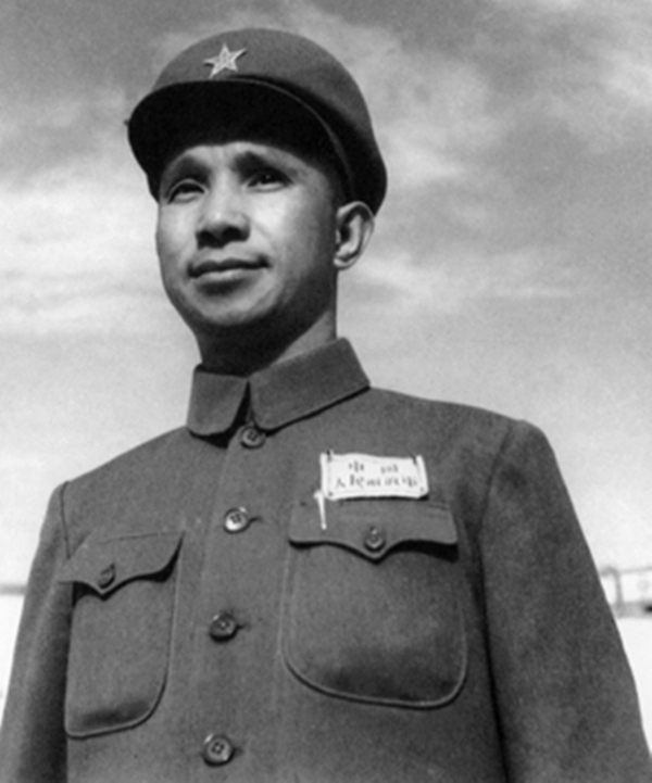 济南战役，毛主席任许世友为攻城总指挥，主席：此战若败自降三级