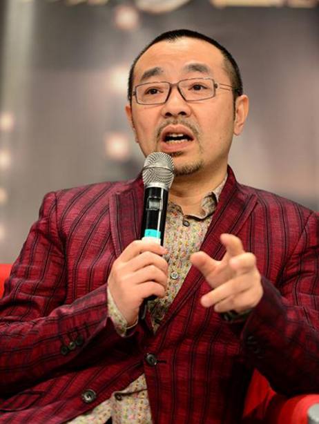刘仪伟出什么事了（“鬼才”刘仪伟央视主持沦落到这样）